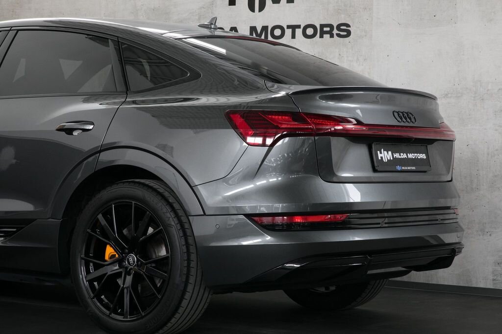 Audi e-tron SUV 0,0 300 kw