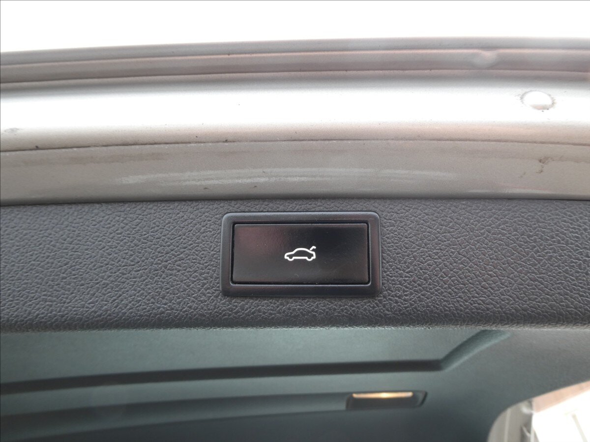 Škoda Superb Kombi 1,4 l 92 kw