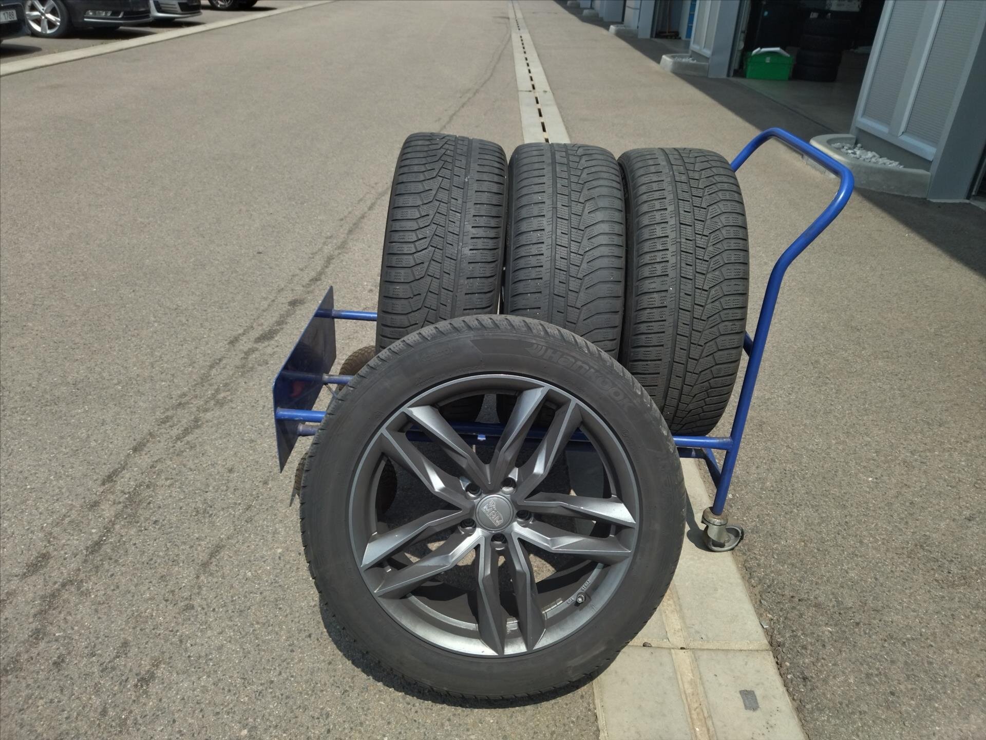 Volvo XC40 SUV 182,0 182 kw