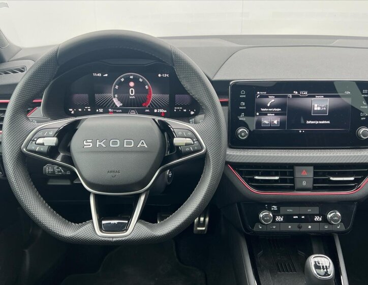 Škoda Scala Hatchback 1,5 l 110 kw