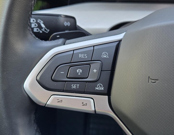 Volkswagen Golf Hatchback 1,5 l 110 kw