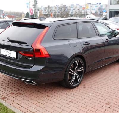 Volvo V90 4