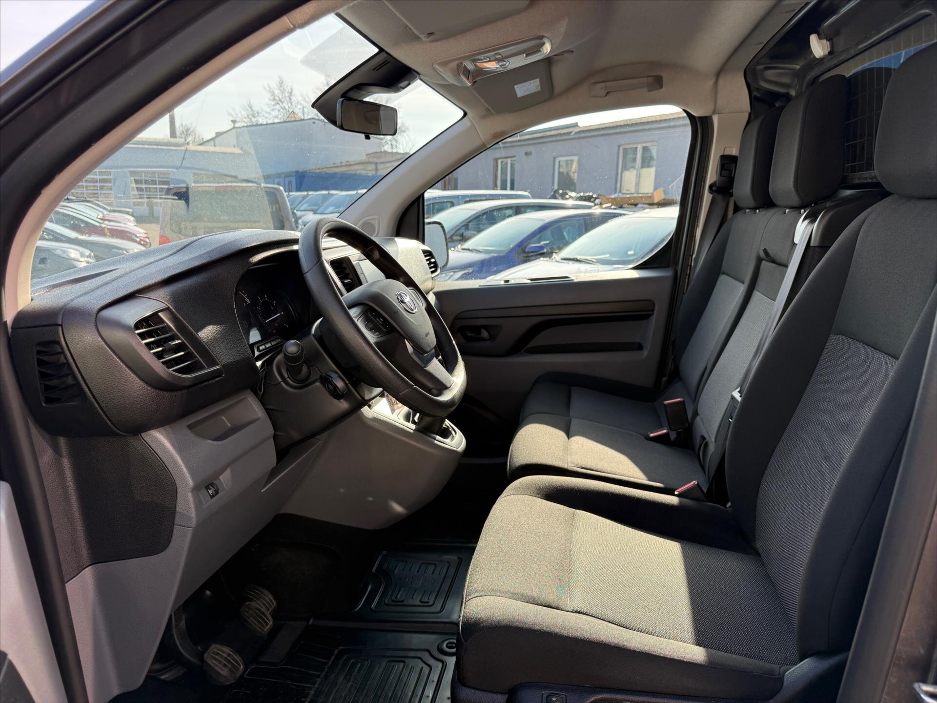 Toyota ProAce VAN / Minibus 2,0 l 106 kw