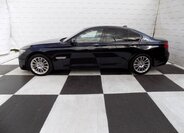 BMW Řada 7 Sedan / Limuzína 3,0 l 225 kw