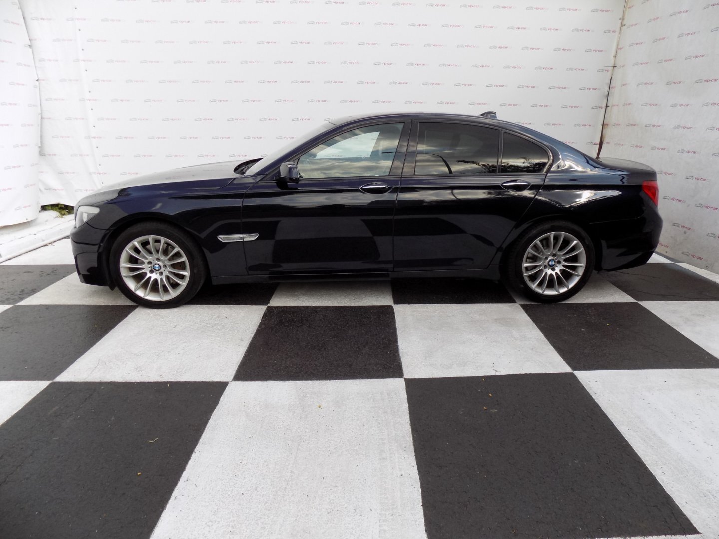 BMW Řada 7 Sedan / Limuzína 3,0 l 225 kw