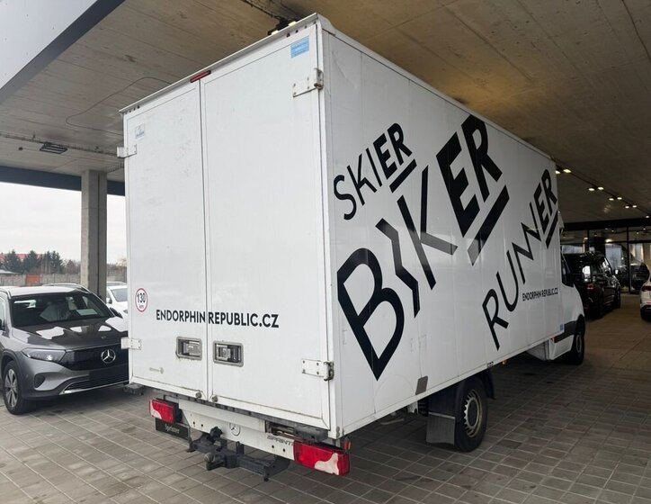 Mercedes-Benz Sprinter 5