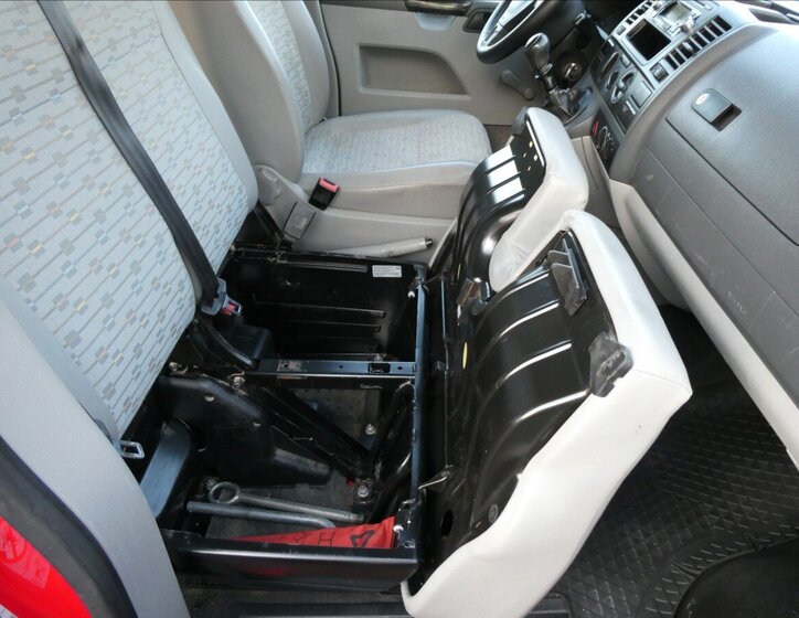 Volkswagen Transporter Ostatní 2,0 l 103 kw