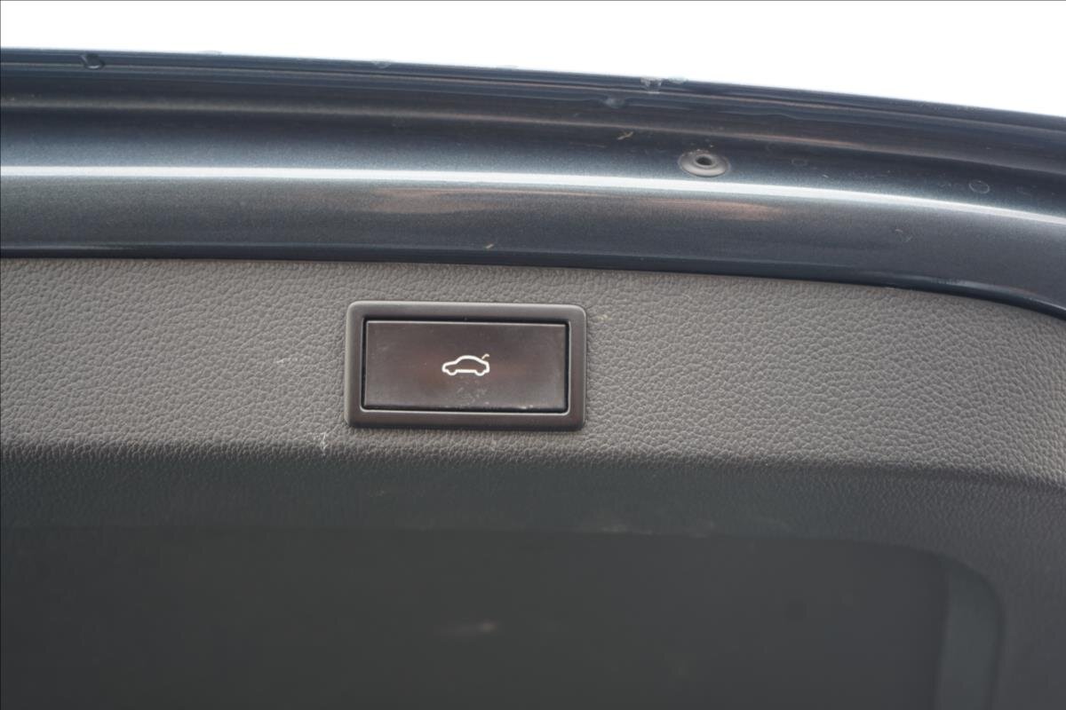 Škoda Superb Kombi 2,0 l 140 kw