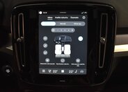 Volvo XC40 SUV / Terénní 2,0 l 120 kw