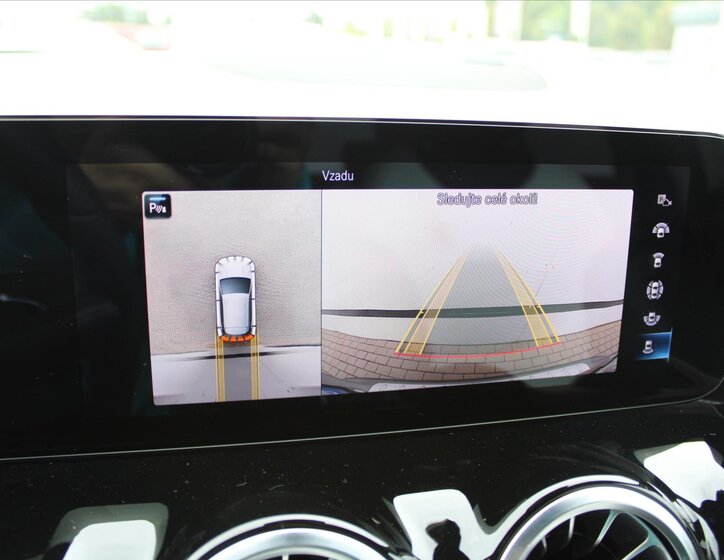 Mercedes-Benz GLA 19