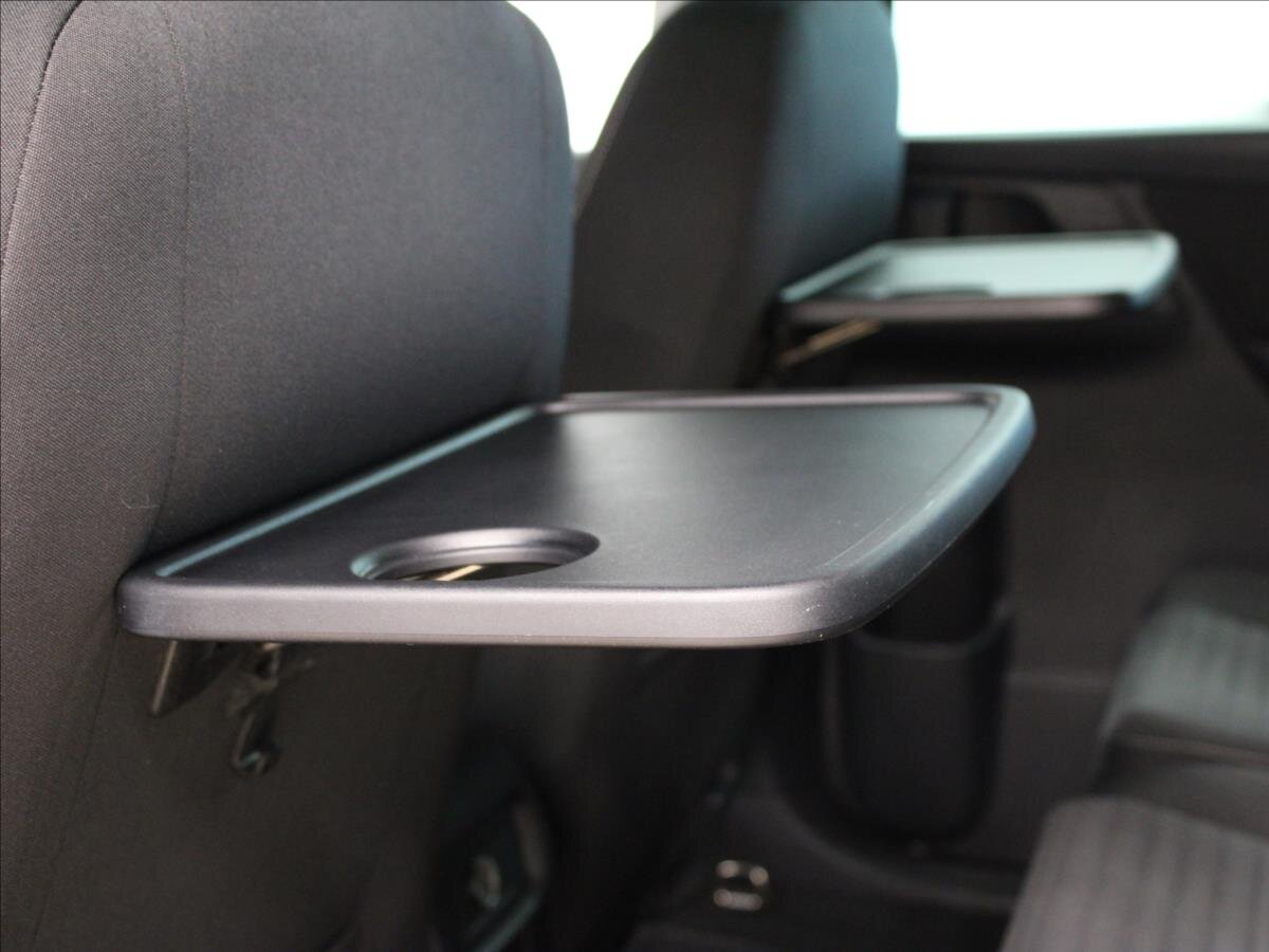 Volkswagen Sharan Kombi 2,0 l 103 kw