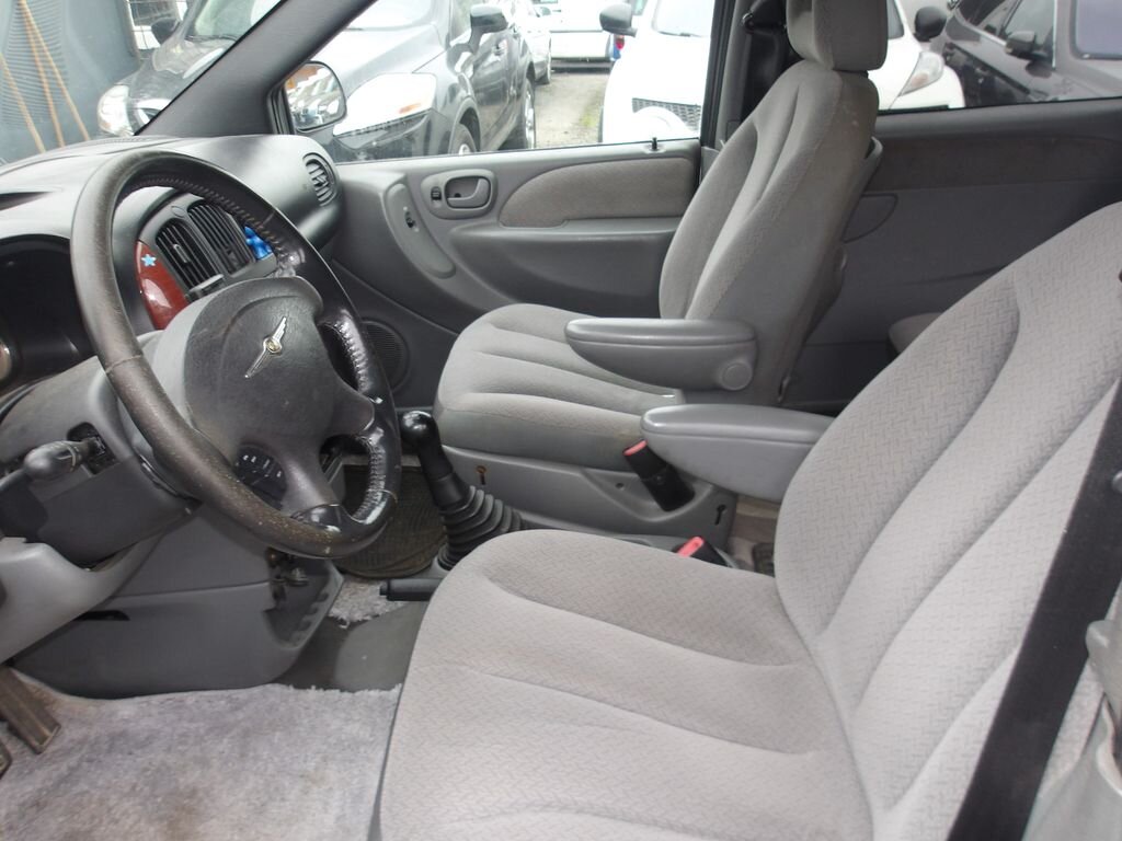 Chrysler Voyager MPV 2,5 l 105 kw