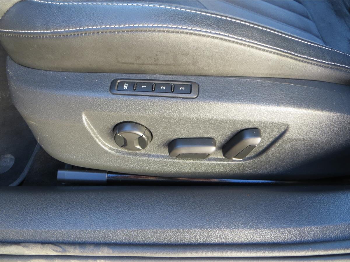 Škoda Superb Kombi 2,0 l 110 kw