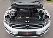 Volkswagen Passat 25