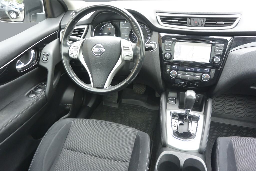 Nissan Qashqai SUV / Terénní 1,2 l 85 kw