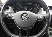 Volkswagen Passat Kombi 1,6 l 88 kw