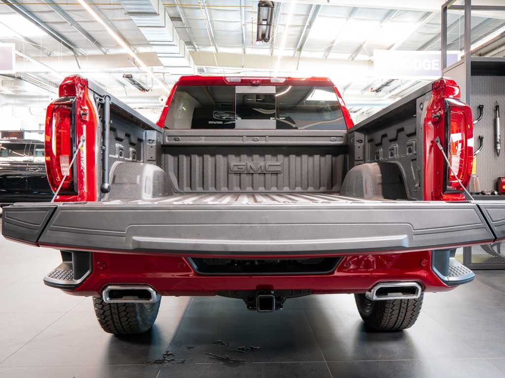 GMC Sierra Pick-up 6,2 l 313 kw