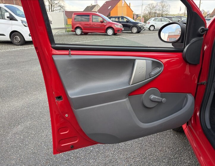 Citroën C1 Hatchback 998,0 50 kw