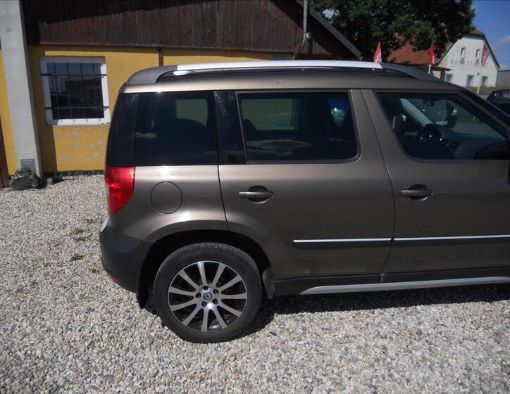 Škoda Yeti 5