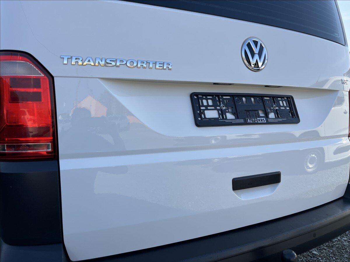 Volkswagen Transporter Kombi 2,0 l 62 kw