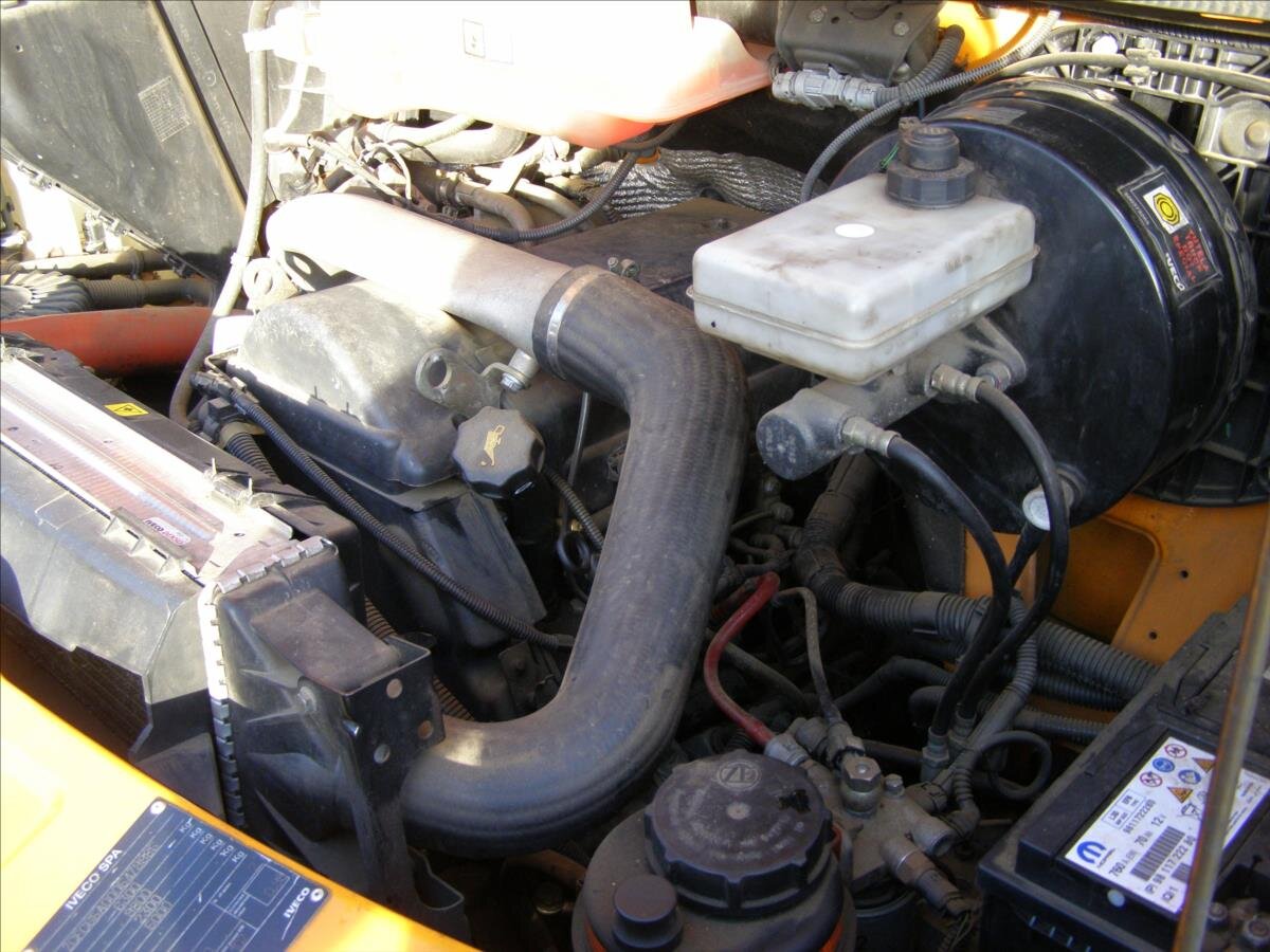 Iveco Daily Valník 2,8 l 107 kw