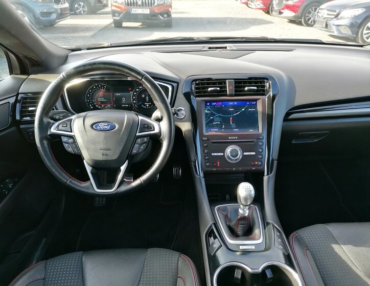 Ford Mondeo 9