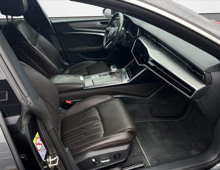 Audi A7 6