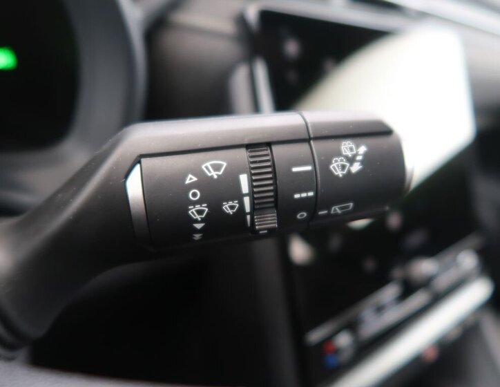 Lexus Ostatní SUV / Terénní 1,5 l 67 kw