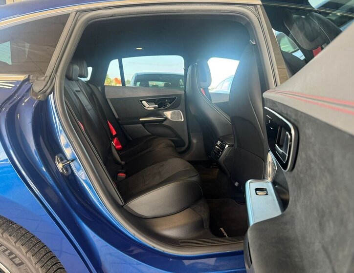 Mercedes-Benz EQE Sedan / Limuzína 0,0 350 kw