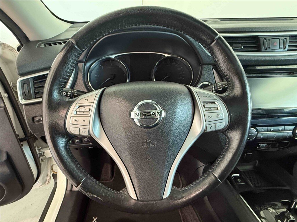 Nissan X-Trail SUV 1,6 l 96 kw