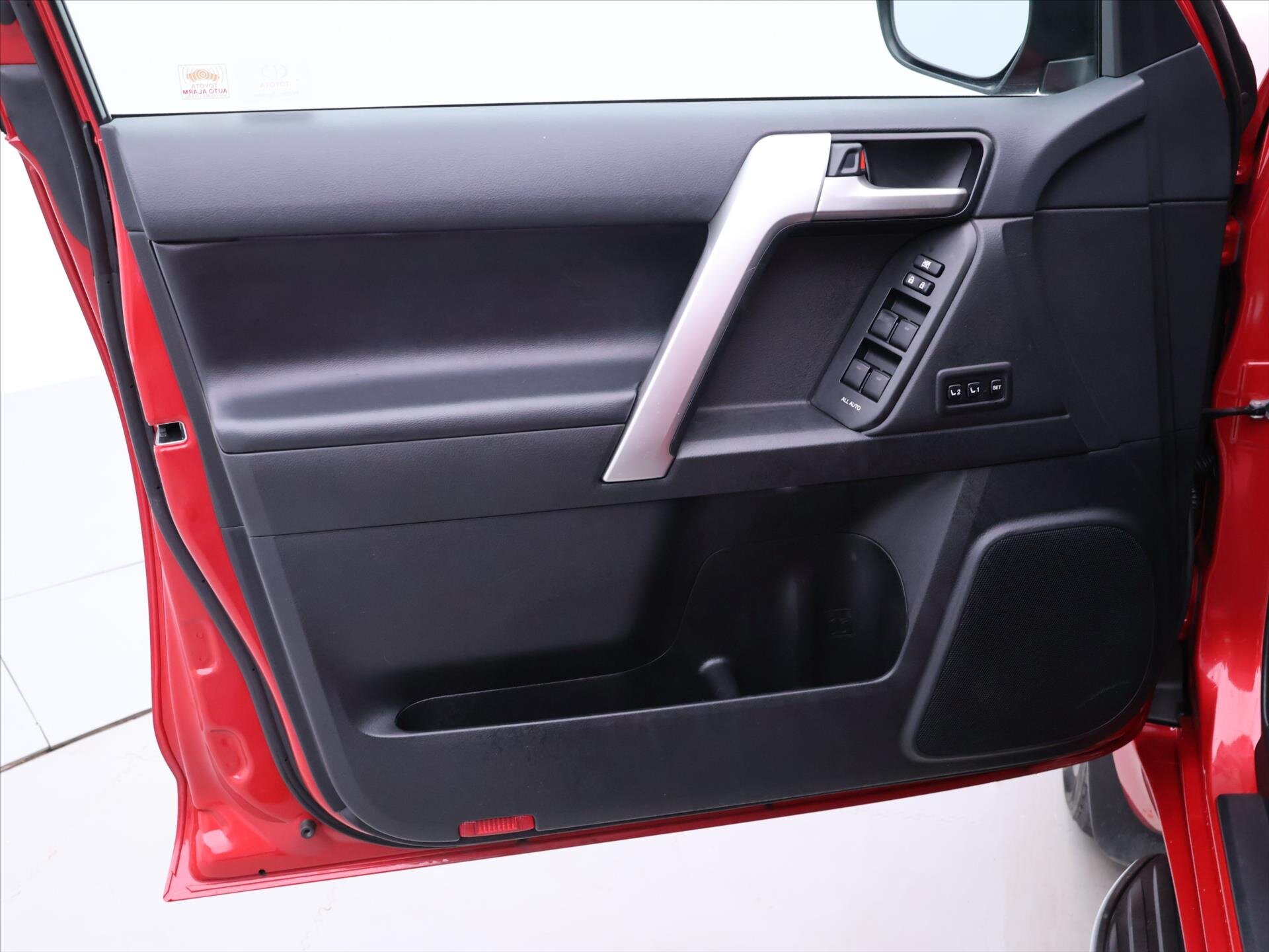 Toyota Land Cruiser SUV / Terénní 2,8 l 150 kw