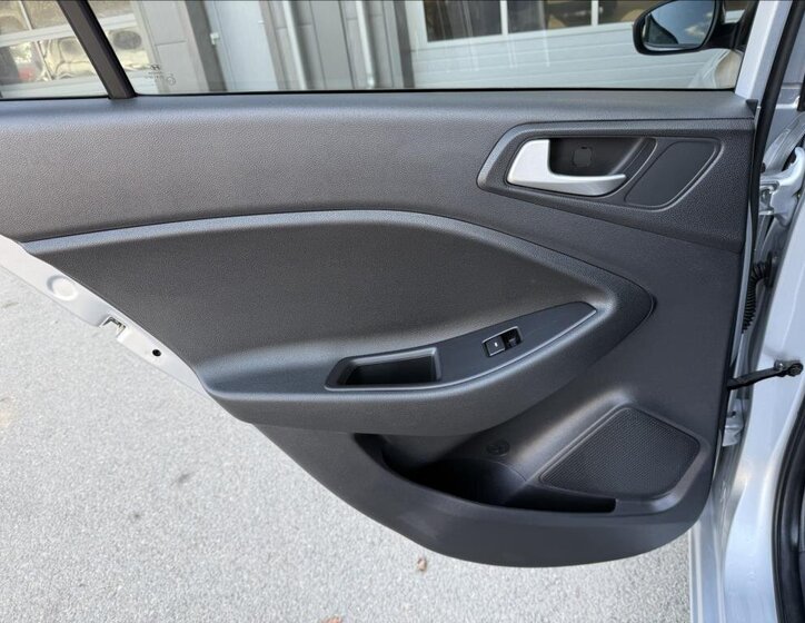 Hyundai i20 Hatchback 1,2 l 55 kw