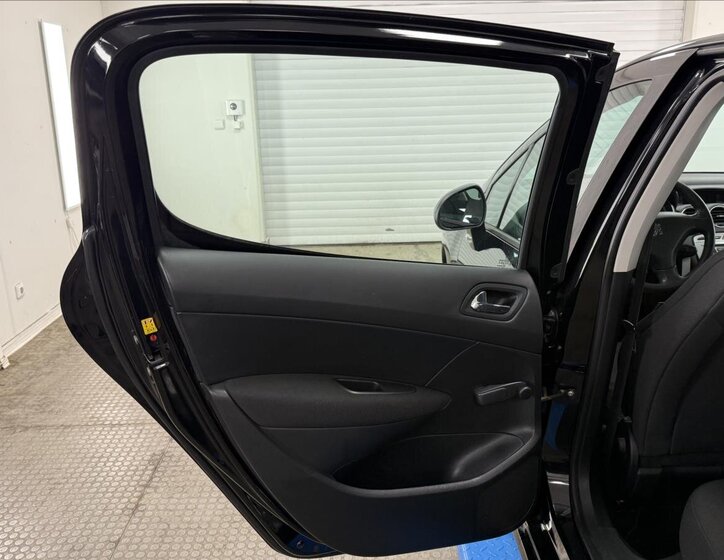 Peugeot 308 Hatchback 1,4 l 70 kw