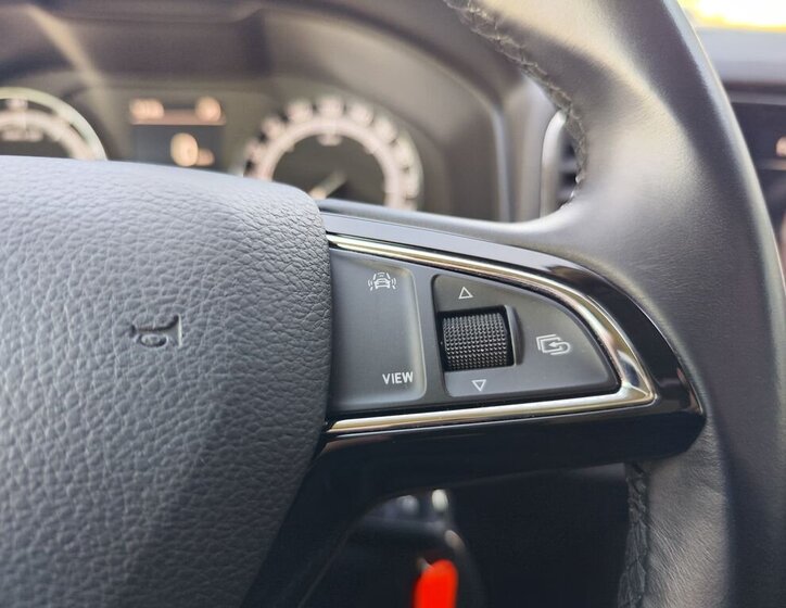 Škoda Karoq SUV 1,5 l 110 kw