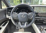 Lexus RX 500h SUV / Terénní 2,4 l 273 kw