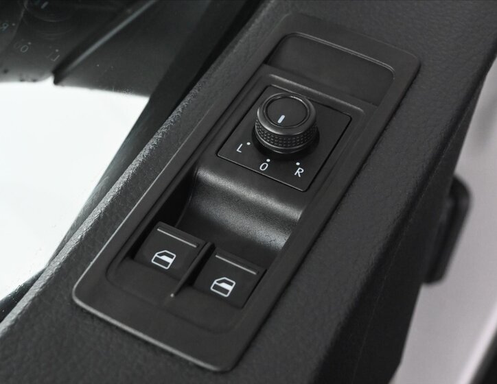 Volkswagen Transporter Skříň 2,0 l 84 kw