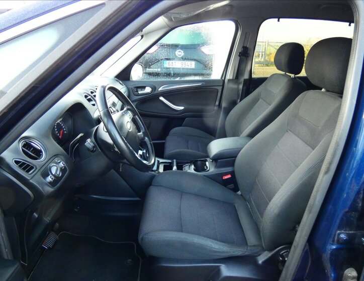 Ford S-MAX MPV 2,0 l 120 kw