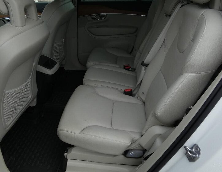 Volvo XC90 18