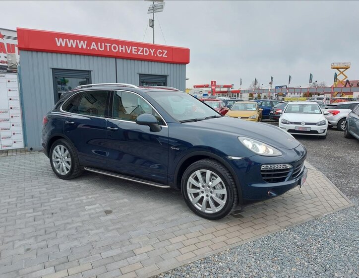 Porsche Cayenne SUV / Terénní 3,0 l 245 kw