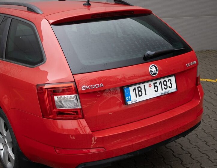 Škoda Octavia 9
