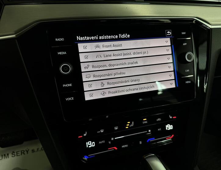 Volkswagen Passat 26