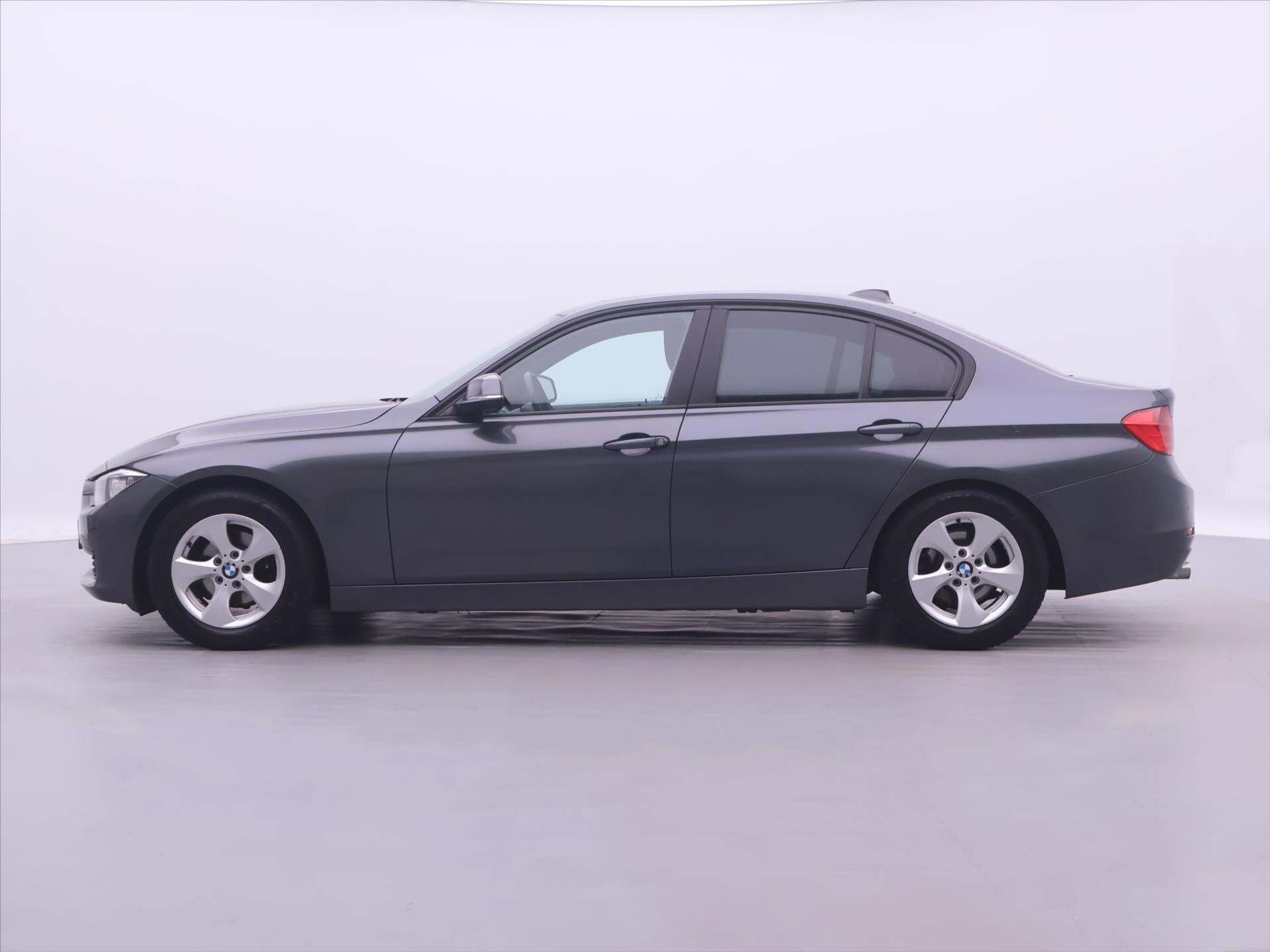 BMW Řada 3 Sedan 2,0 l 120 kw
