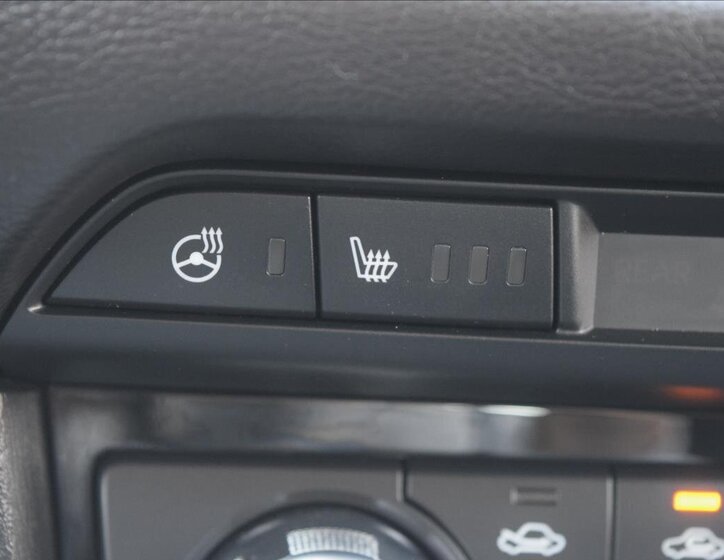 Mazda 6 Sedan / Limuzína 2,5 l 141 kw