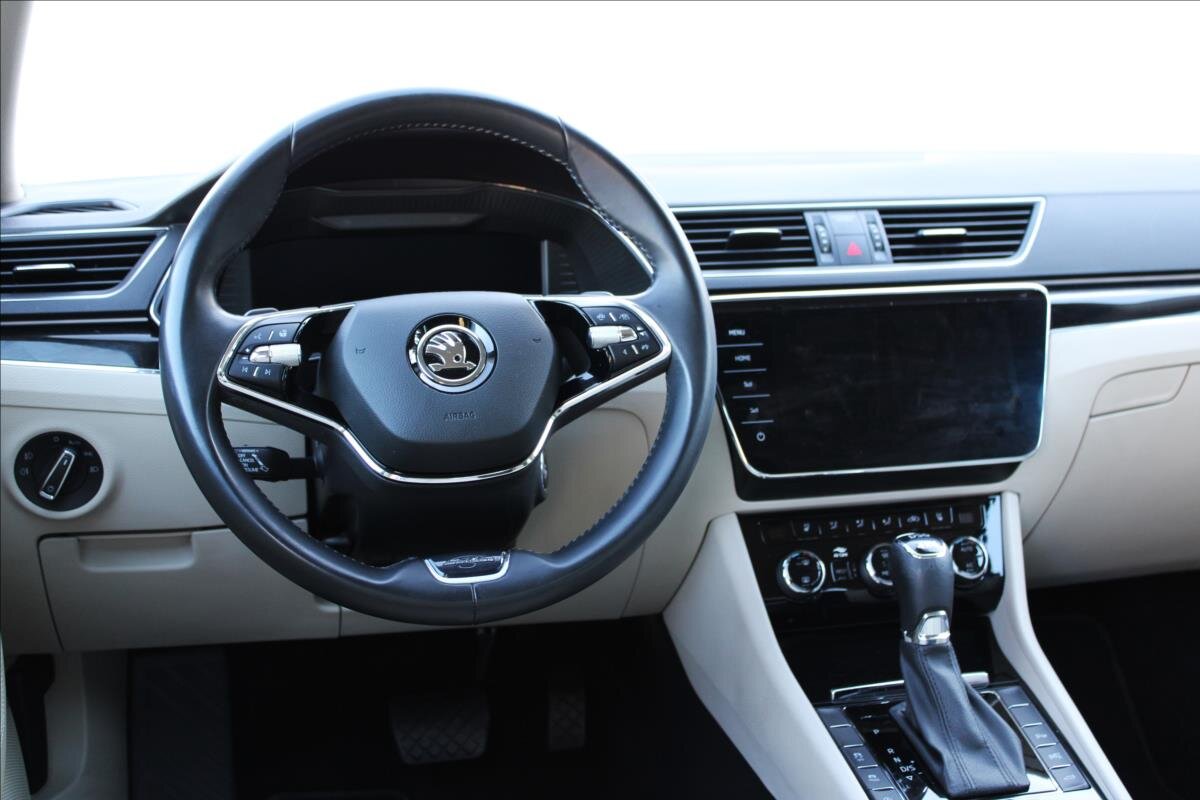 Škoda Superb Sedan / Limuzína 2,0 l 147 kw