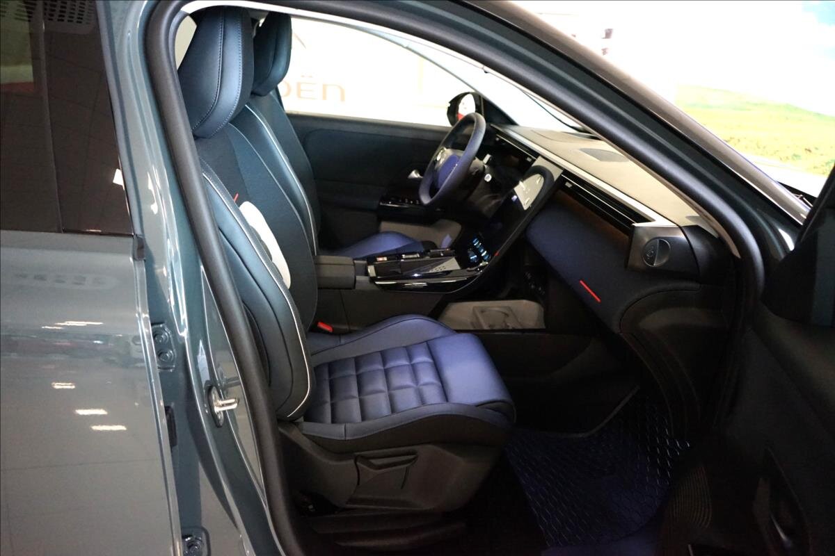 Citroën C5 Aircross SUV 1,2 l 105 kw