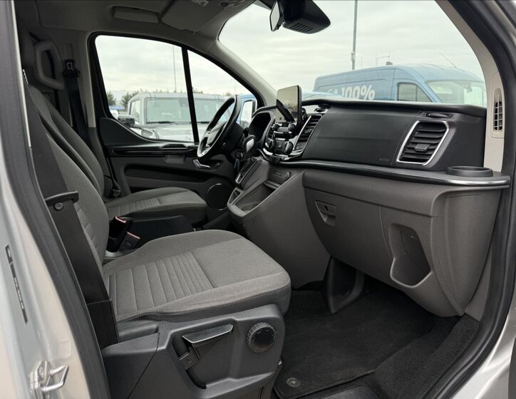 Ford Tourneo Custom Ostatní 2,0 l 136 kw