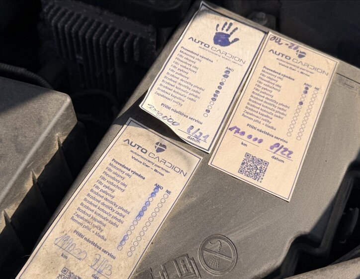 Volvo XC90 SUV / Terénní 2,0 l 173 kw