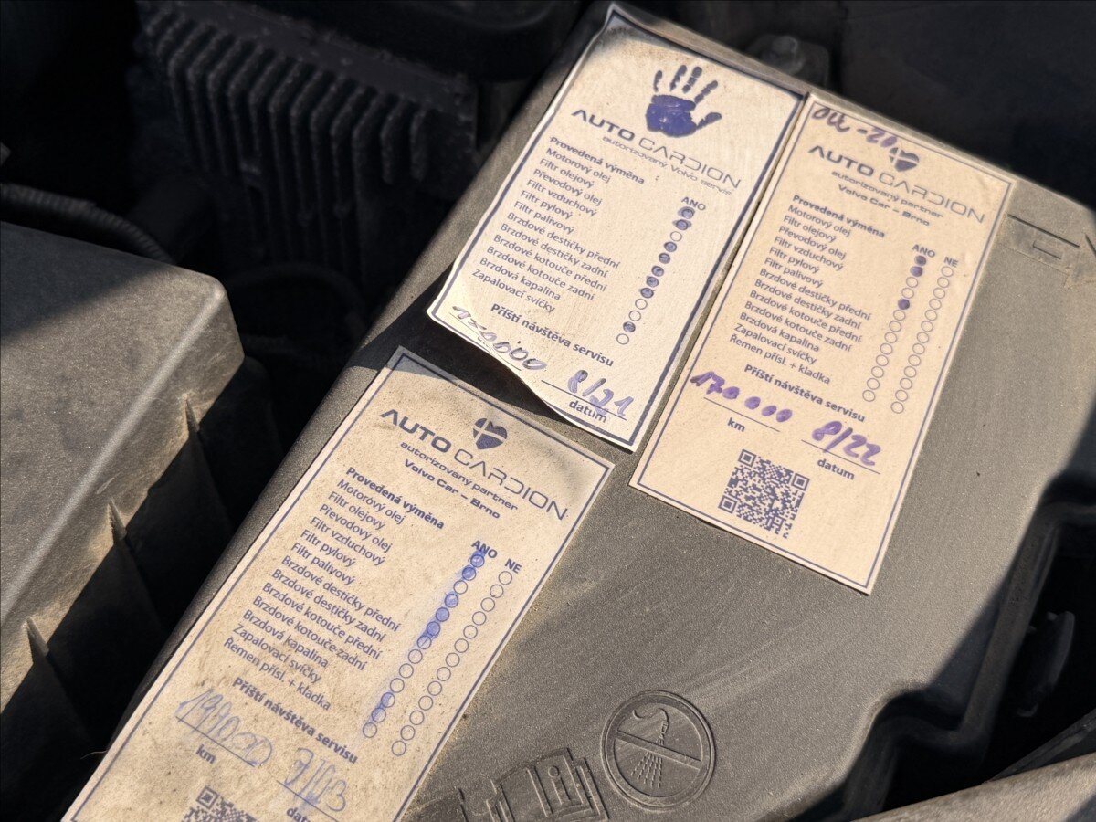 Volvo XC90 SUV / Terénní 2,0 l 173 kw