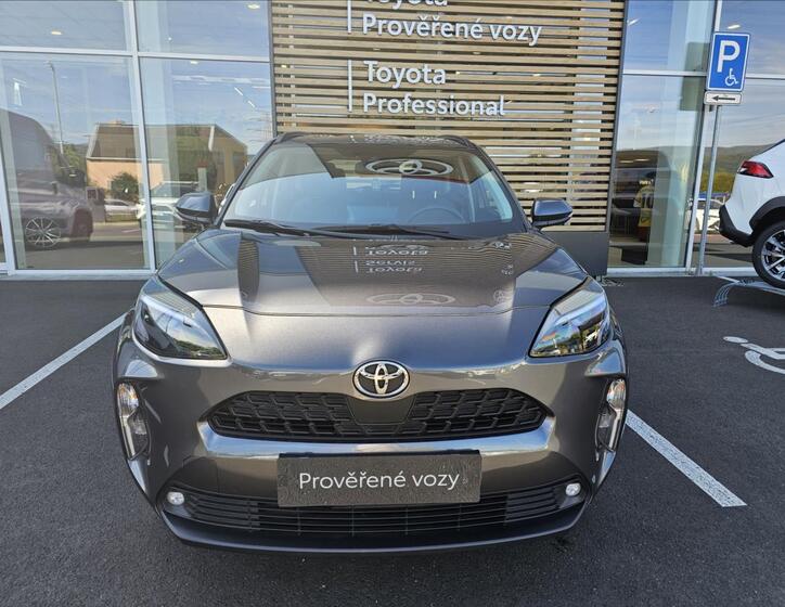 Toyota Yaris Cross 2