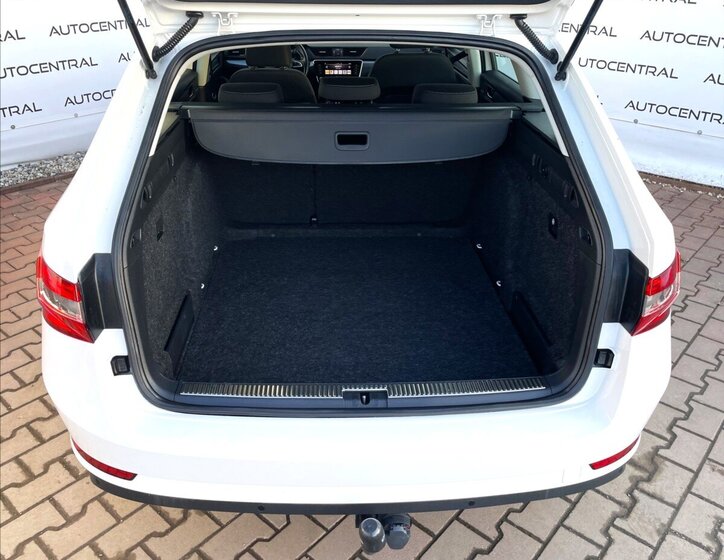 Škoda Superb Kombi 1,4 l 92 kw